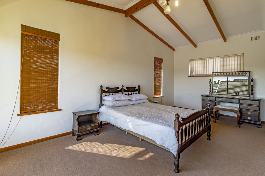 5 Bedroom Property for Sale in Lochnerhof Western Cape